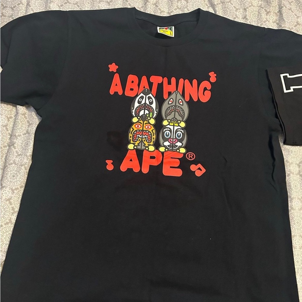 Bape tshirt new with no tags